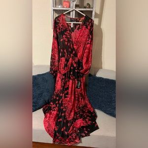 Alexa B Dress; Color:  Red & Black; Size: 10P; NWT